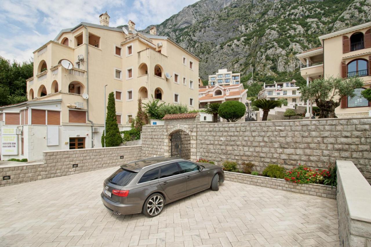 Apartments Djuranovic コトル エクステリア 写真